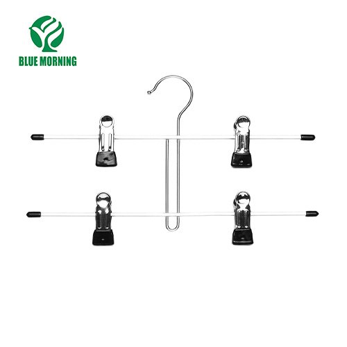 TX22 Metal Hangers