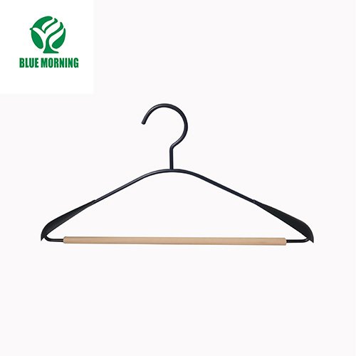 TX43 Metal Hangers