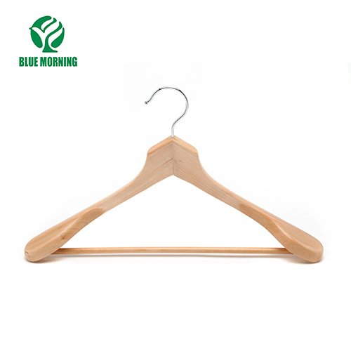 MH18 Wooden Hangers