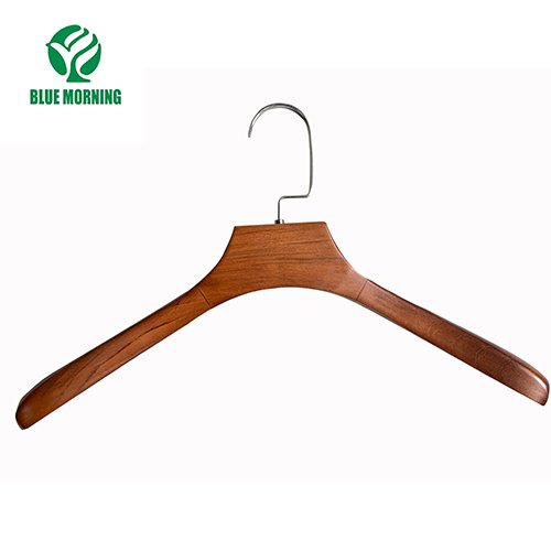 MH33 Wooden Hangers